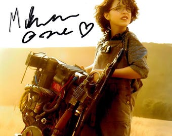 マッケナ・グレイス「ゴーストバスターズ アフターライフ」直筆サイン