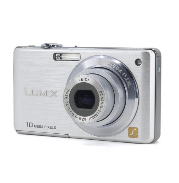 MINT Panasonic Lumix DMC-FS7 Leica Digital Camera Set (american