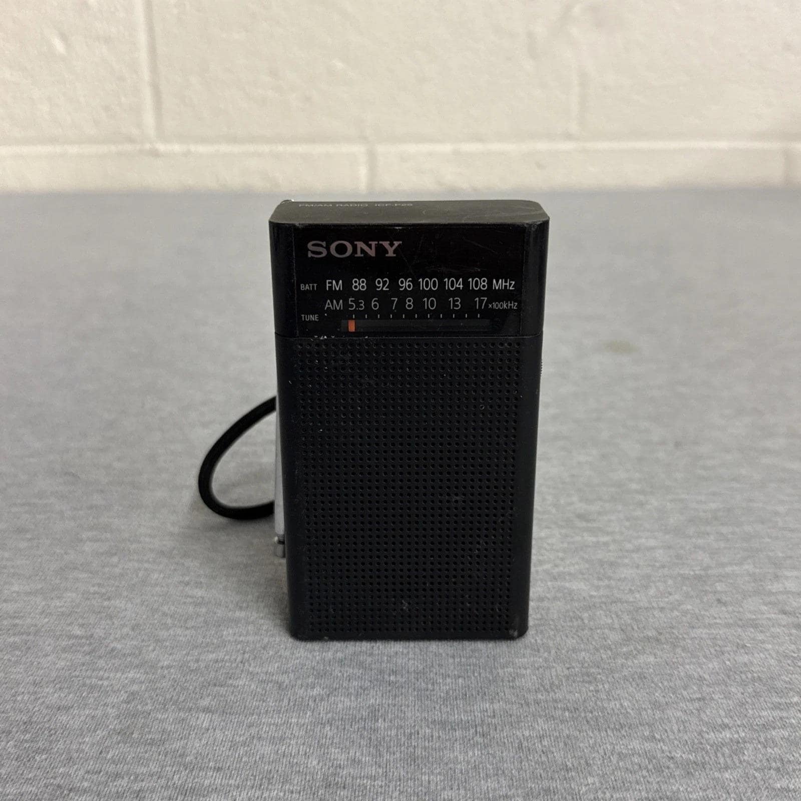 Sony ICF-P26 AM/FM Portable Pocket Radio, Black Vertical - Etsy