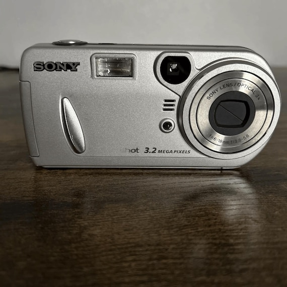 Sony Cyber-shot DSC-P72 3.2MP Digital Camera With 3x Optical Zoom