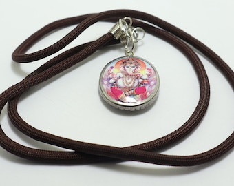 ガネーシャ神ペンダント「オームネックレス」：ヒンドゥー教の成功の神