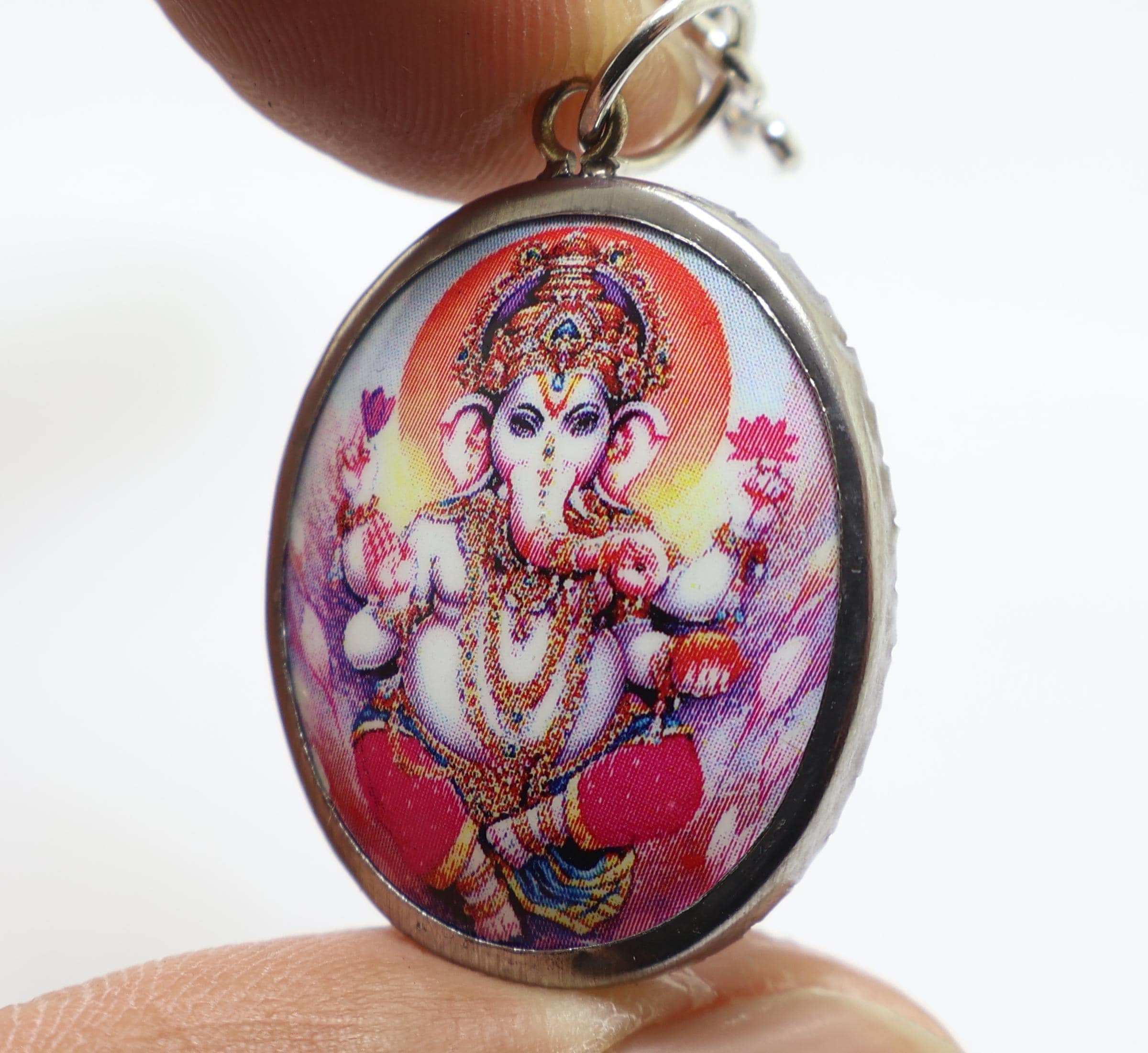 ガネーシャ神ペンダント「オームネックレス」：ヒンドゥー教の成功の神