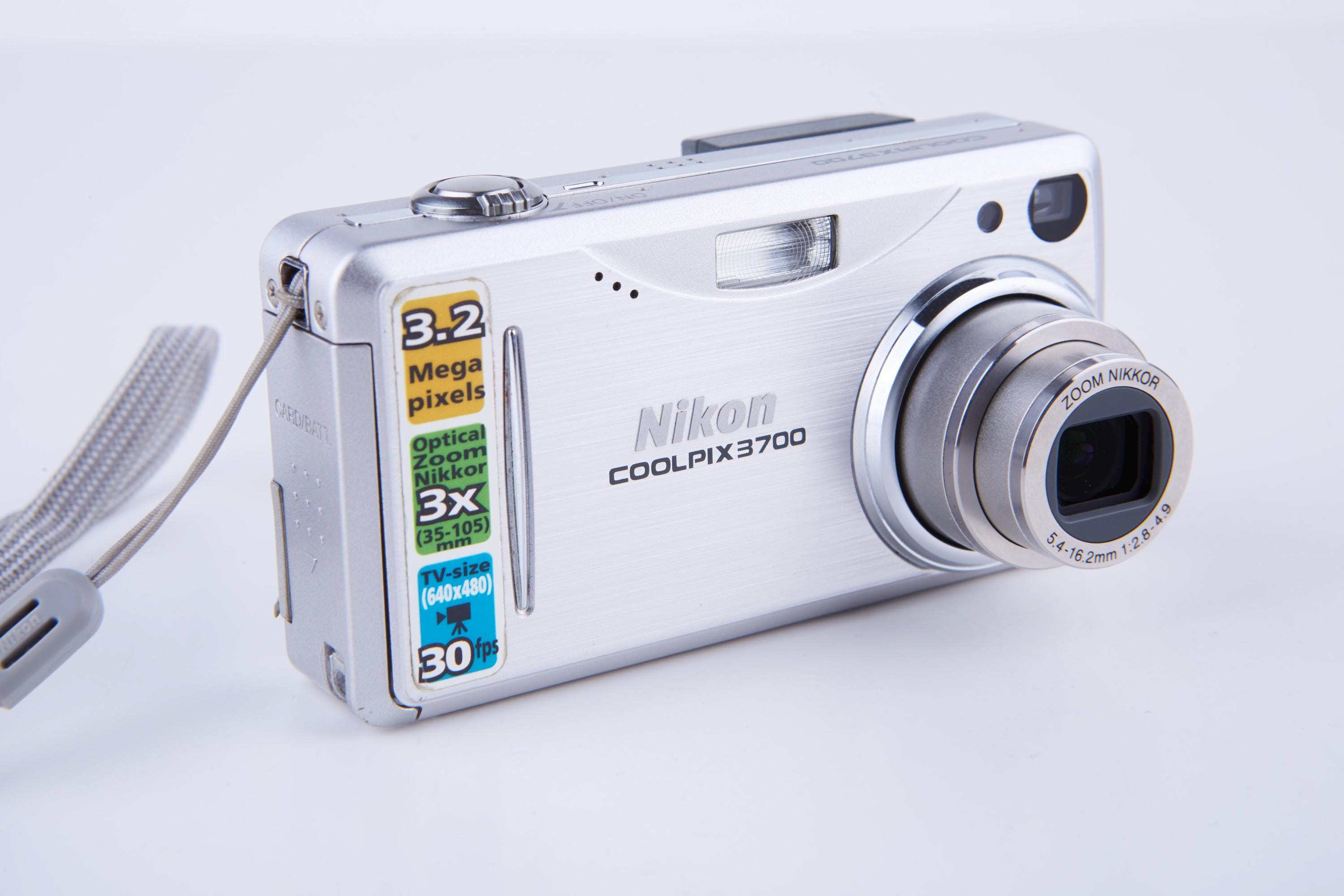 Nikon Coolpix 3700 Vintage Digital Camera: 3MP, 3X Optical Zoom - Etsy