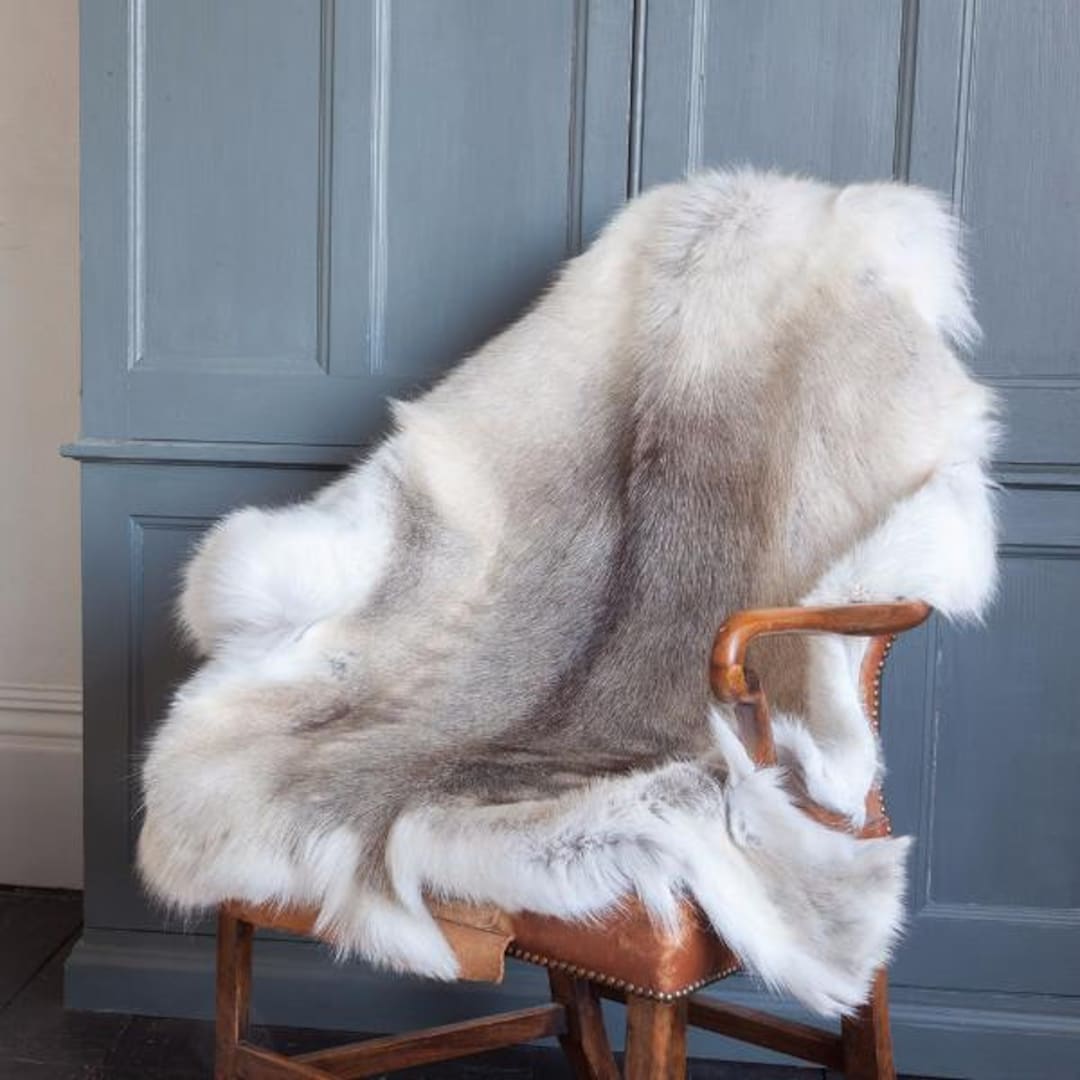 XXXL スカンジナビア風トナカイ皮ラグ、北欧風ホームデコレーション