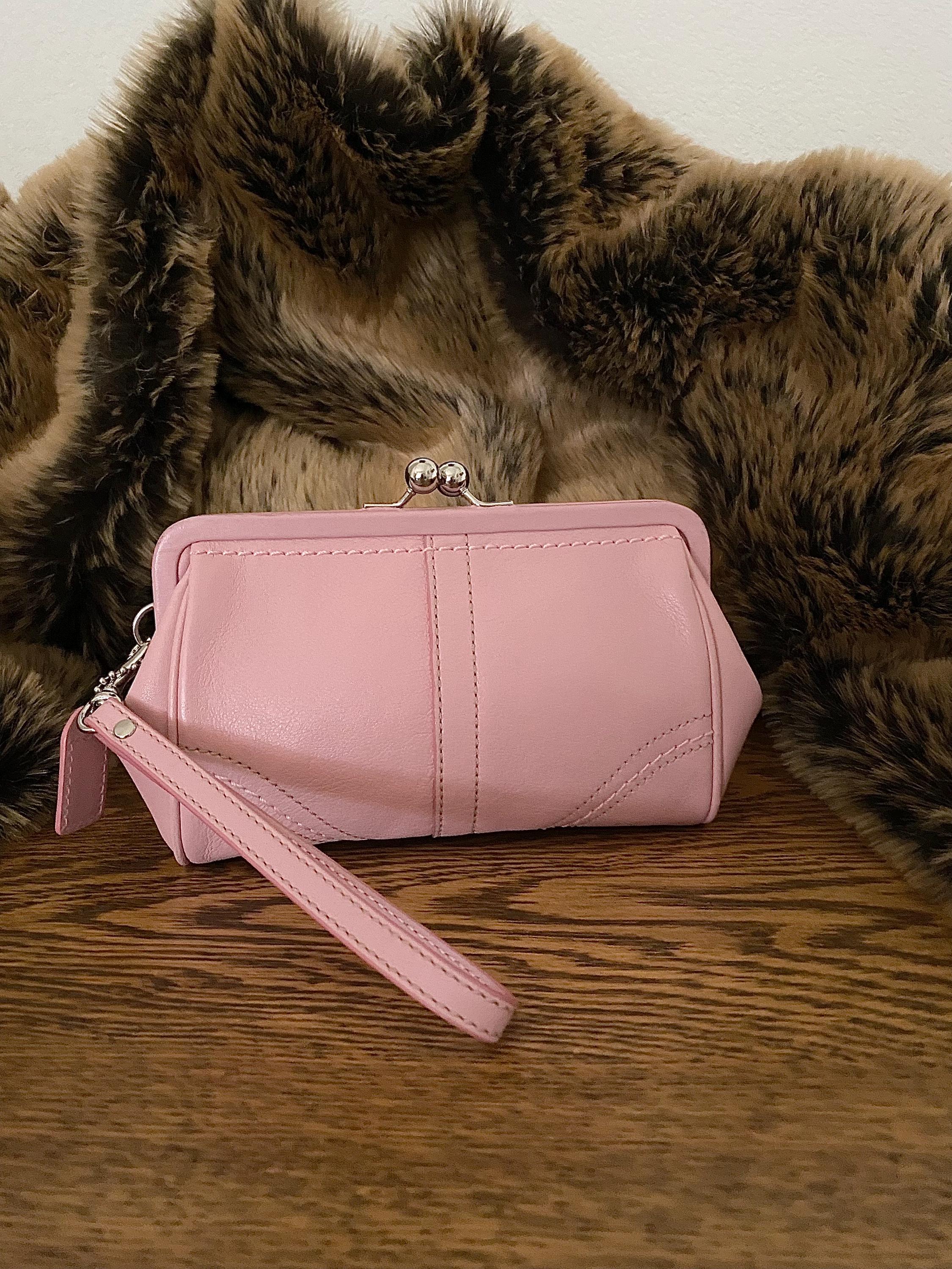 Vintage Coach Soho Large Pink Leather Framed Kisslock Wristlet! - Etsy