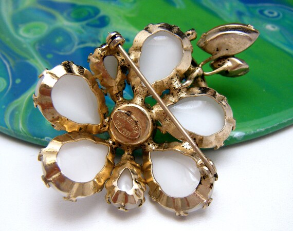 Vintage Signed Schreiner New York Brooch White Satin Glass