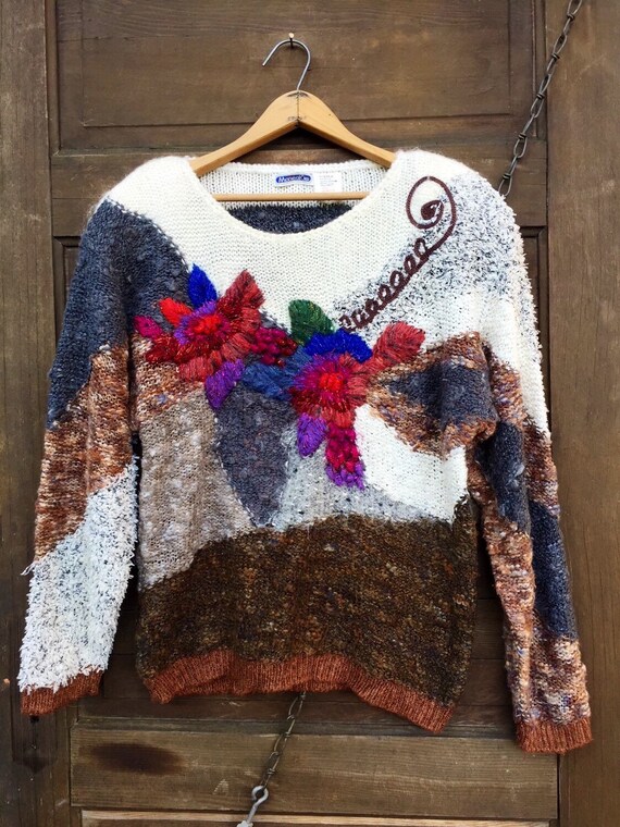 Vintage 80's Women's Crazy Mixed Yarn Pullover Floral Art Sweater
