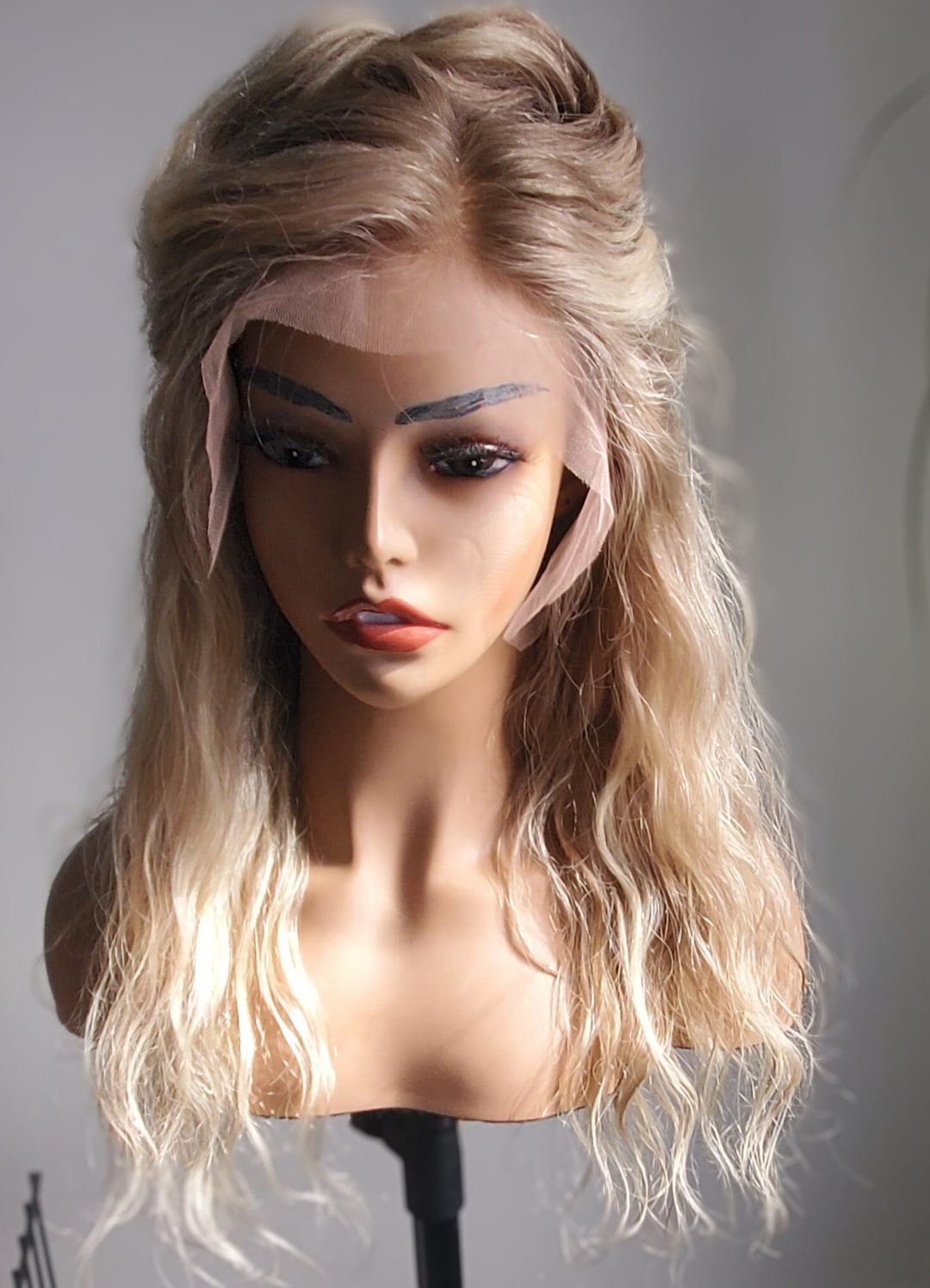 バラヤージュ アッシュブロンド 人毛ウィッグ、13x4 レースフロント