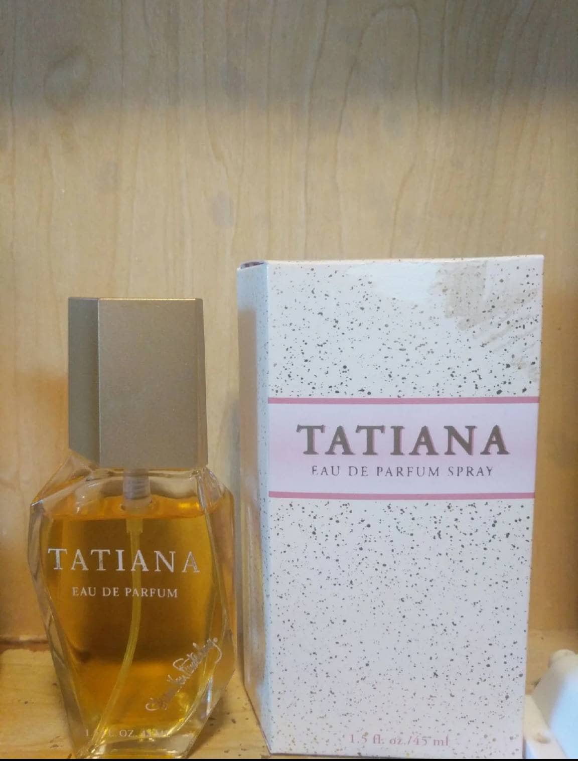 Tatiana Eau De Parfum Spray DIANE VON FURSTENBERG 1.5 Oz. Perfume