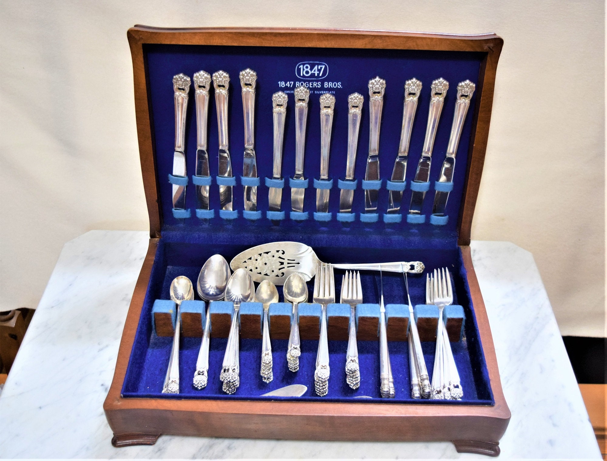 Eternally Yours Silverplate Set 1847 Rogers 6 Piece Service for 8