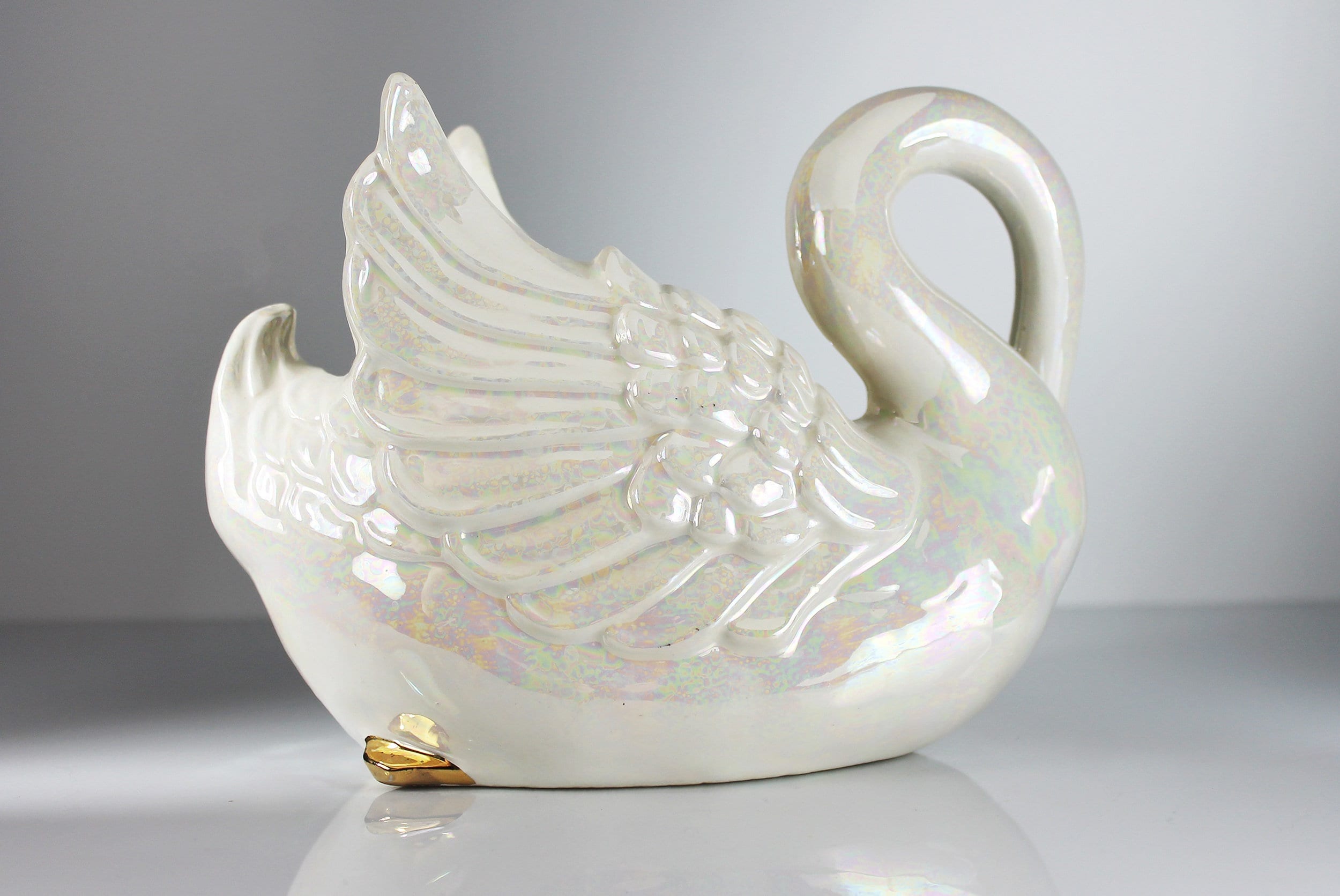 Norcrest White Swan Planter, Raised Dogwood Flowers, Iridescent