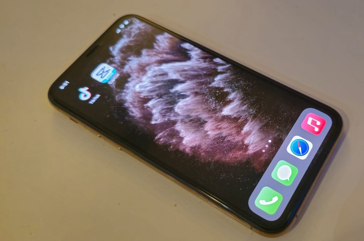 Apple iPhone 11 Pro - 64 GB - Gold (Unlocked) (CA) for sale online