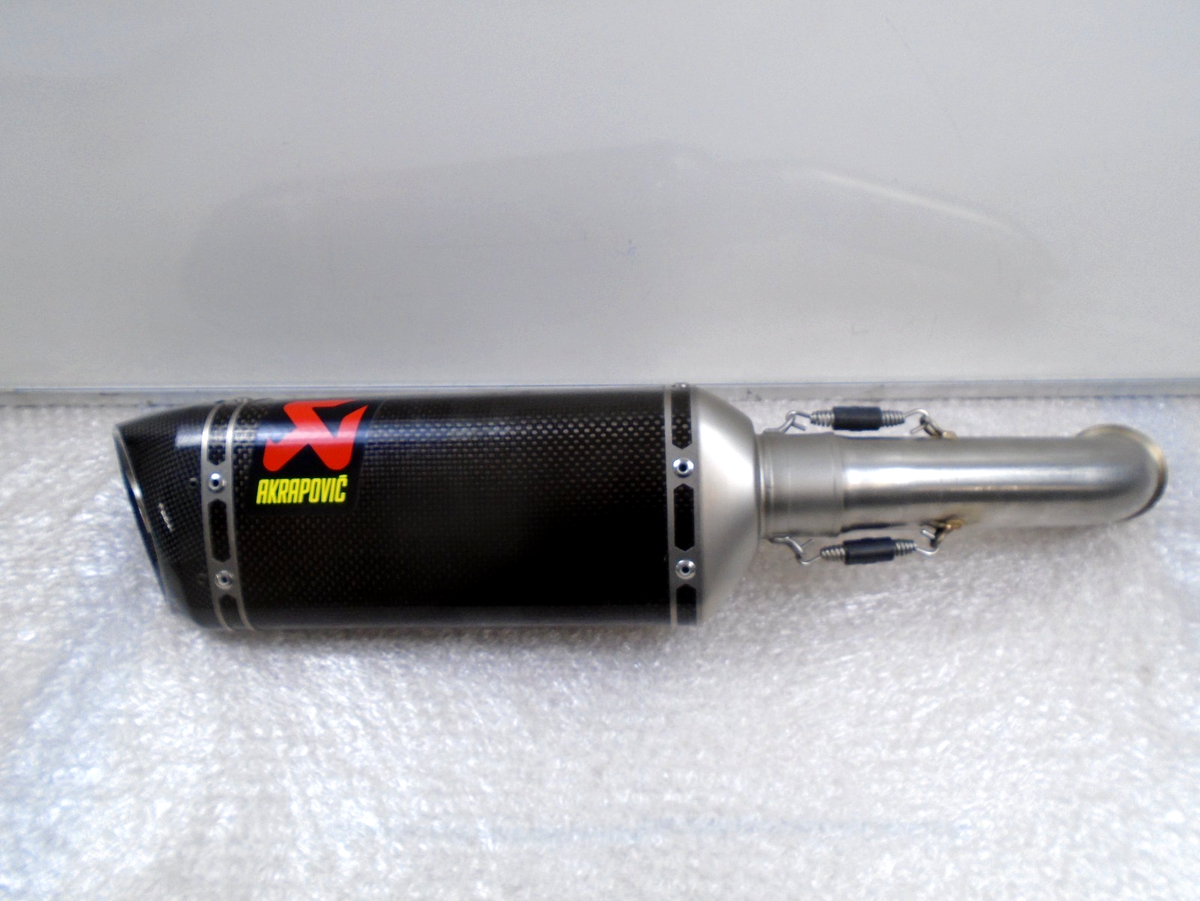 KTM 125 250 390 Duke, RC125, RC390 Akrapovic Exhaust Slip On