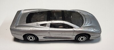 Maisto Silver 1992 Jaguar XJ220 1:64 Diecast/Plastic | eBay