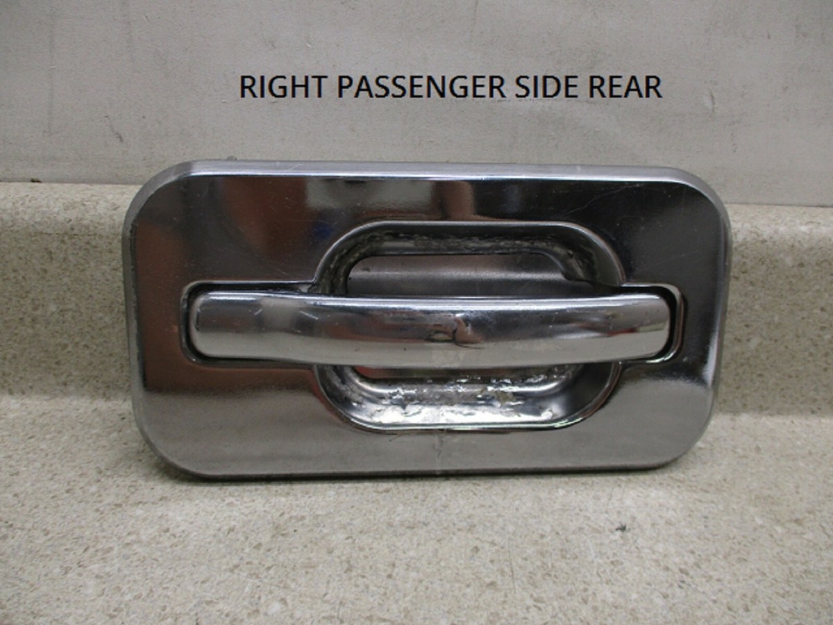 25845865 03 to 09 Hummer H2 Right RH Exterior Outside Rear Door