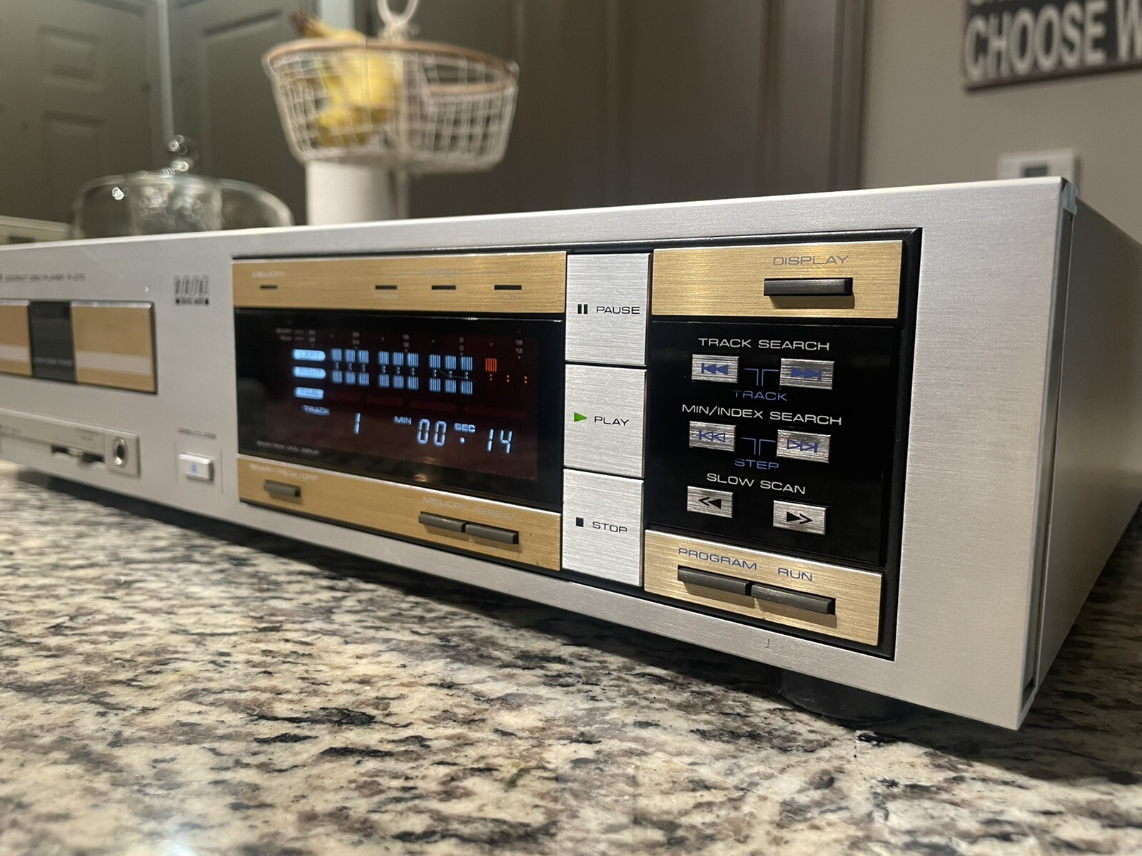 Pioneer P-D70 - Pro Tech Serviced - Rare Working Vintage Silver