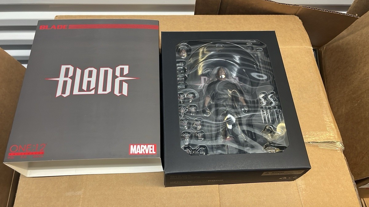 Mezco Toys One: 12 Collective: Marvel Blade Action Figure for sale