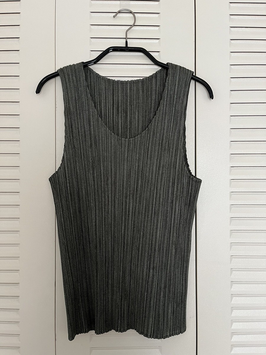 ISSEY MIYAKE Pleats Please Tank Top Dark Green Size 3 from JAPAN