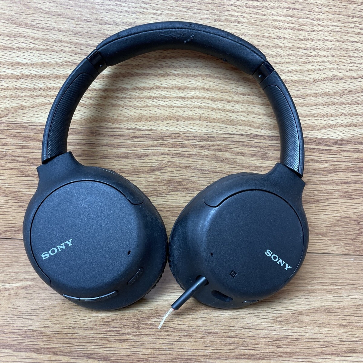 Sony WH-CH710N DEMO Over-Ear Wireless Bluetooth Noise Cancellation