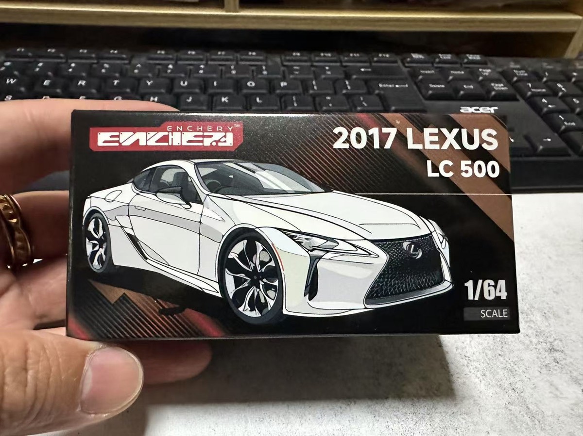 Lexus LC 500 2017 1/64ミニカー トミカサイズ Lexus LC 500 2017 1/64