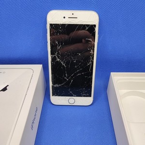 Broken iPhone 8 | eBay