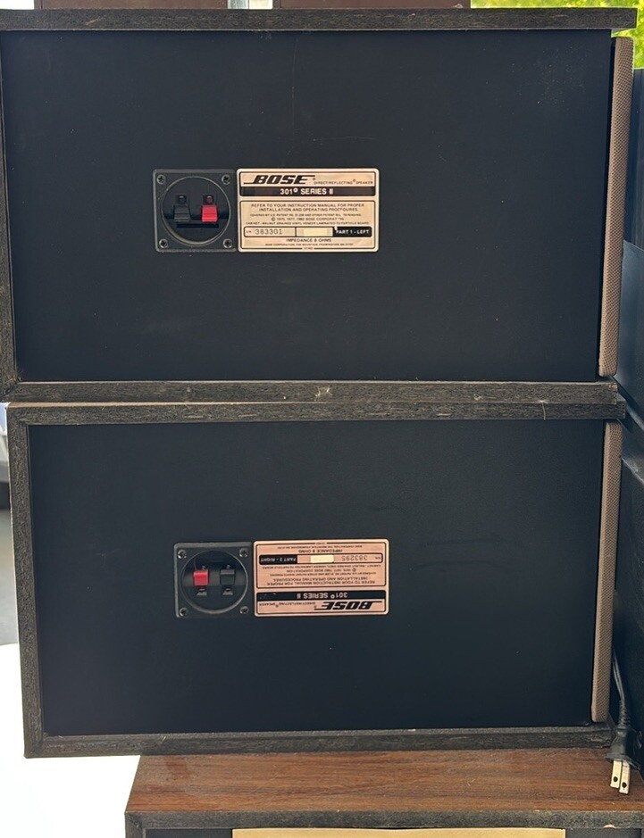 Vintage Pair of Bose 301 Series II Direct/Reflecting Bookshelf