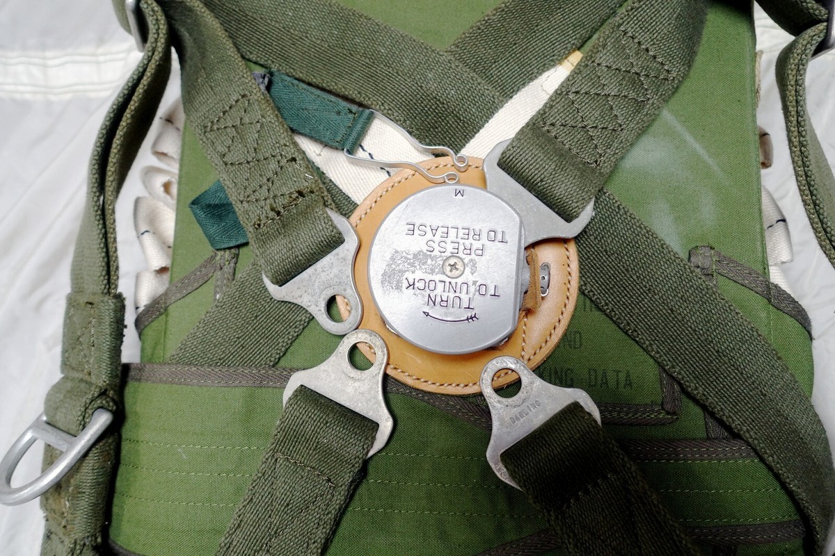 Reproduction WW2 US T-7 Parachute | eBay