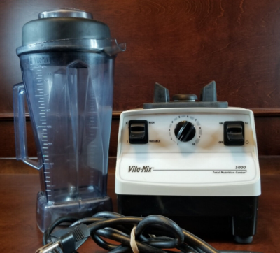 Vitamix 5000 Total Nutrition Center Blender w/ 64oz Pitcher-CLEAN