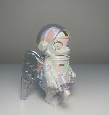 Authentic Mega Space Molly 100% Series 4 Confirmed Secret - Angel