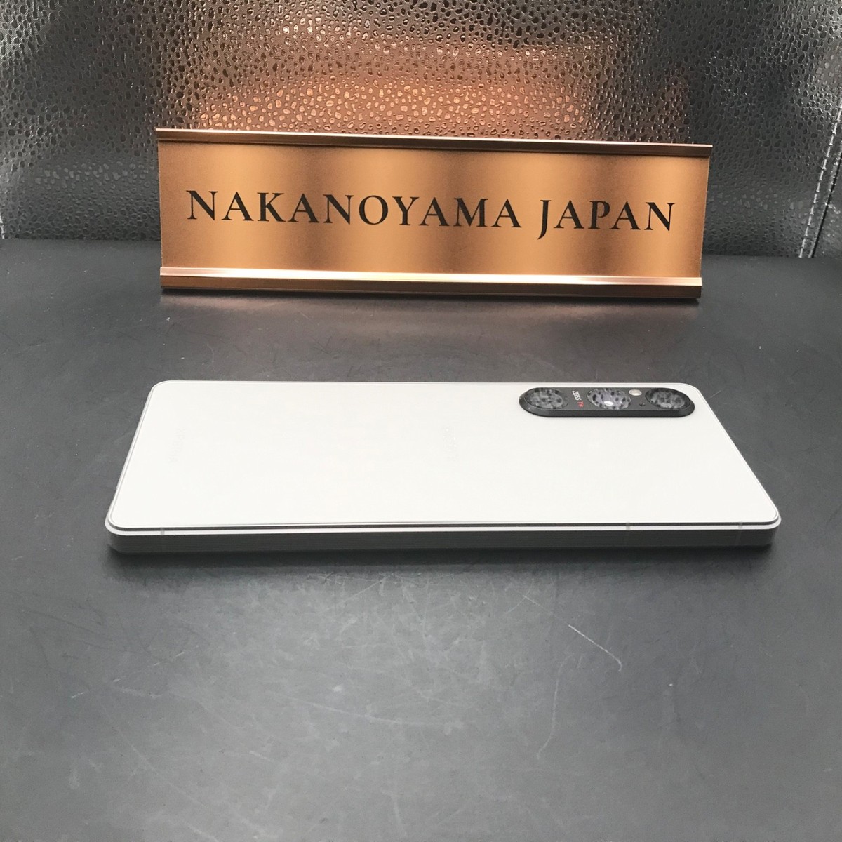 Sony Xperia 1 V XQ-DQ44 Platinum Silver 512GB 16GB RAM Dual SIM