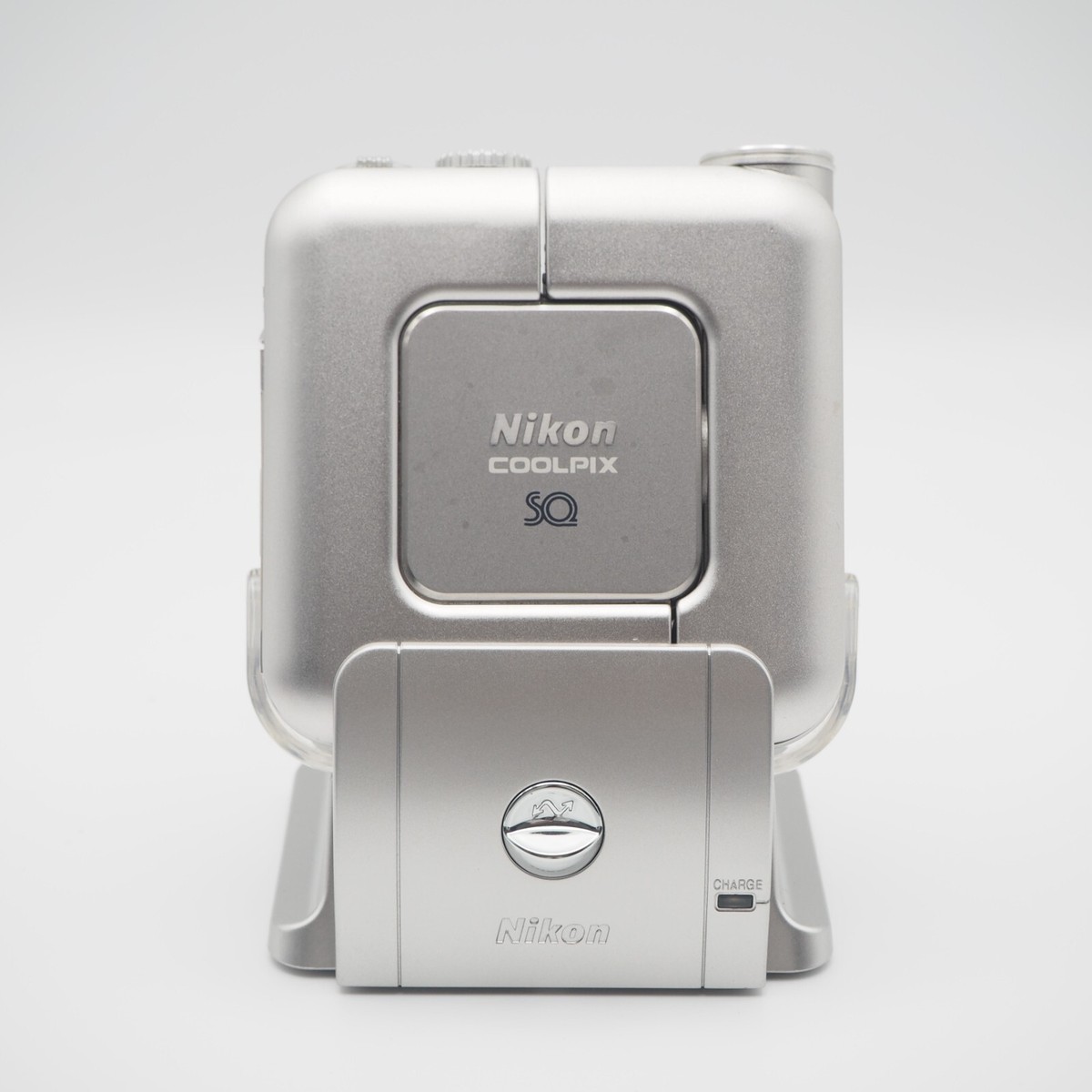 N.Mint] Nikon COOLPIX SQ Digital Compact Camera Silver w/Charger