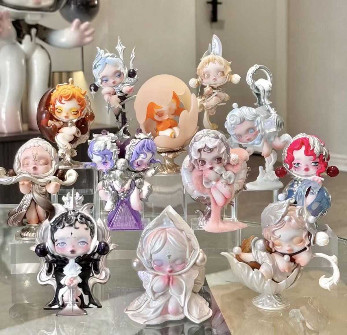 AUTHENTIC SKULLPANDA THE FEAST BEGINS SERIES FIGURES CUTE TOY GIFT