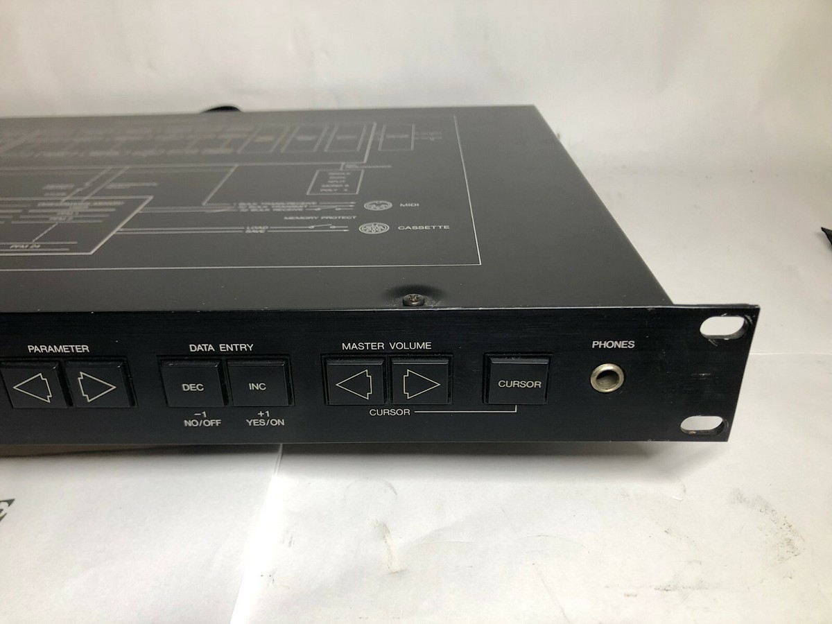 YAMAHA TX81Z FM sound source FM Synthesizer FM Tone Generator
