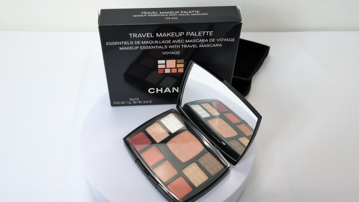 CHANEL Travel Makeup Palette Voyage Makeup Essentials cosmetics