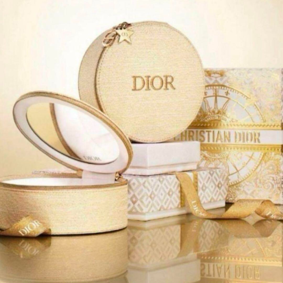 DIOR Novelty Holiday 2024 Limited Edition Vanity Pouch gold 15