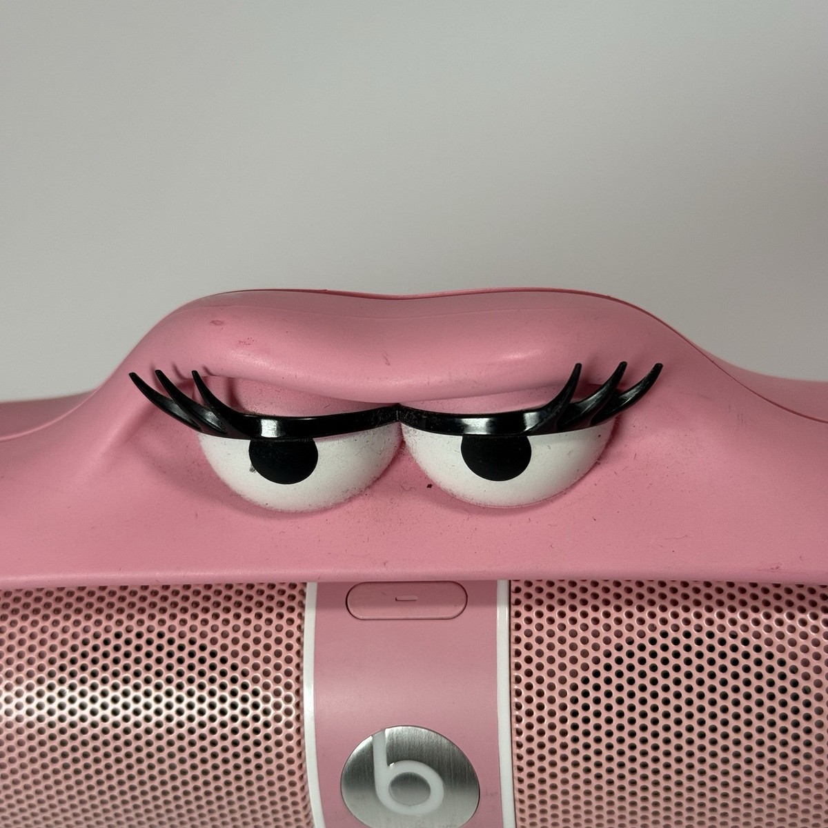 Beats Pill Bluetooth Speaker Pink Nicki Minaj Holder Works Plugged