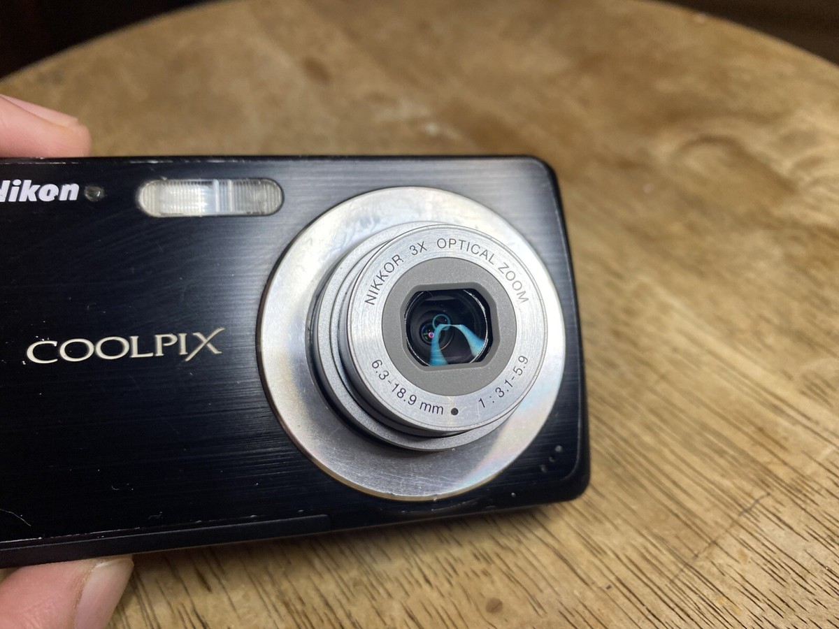 Nikon Coolpix S200 Black Digital Camera 3x Zoom 7.1 Megapixels