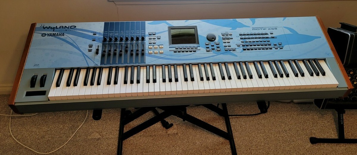 Yamaha Synthesizer 88 Keyboard MOTIF XS 8 WorkStation WYLAND