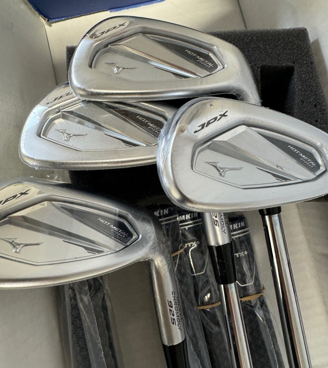 Mizuno JPX 925 Hot Metal Pro Iron Set 5~PW, GW / DYNAMIC GOLD 105