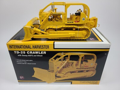 International IH TD-25 Dozer Sweep ROPS Winch First Gear 1:25