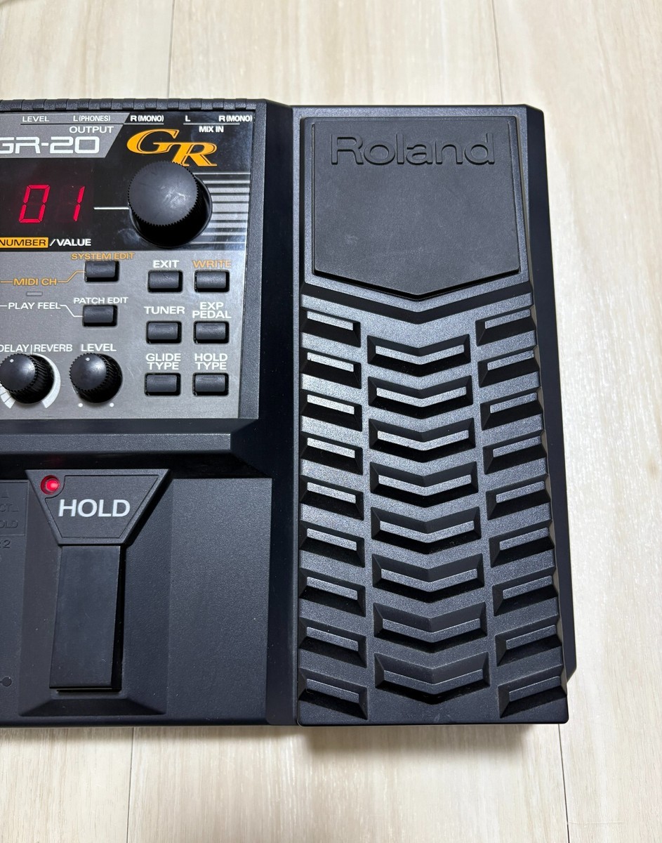 Roland GR-20 Multi Effects Guitar Synthesizer Used with Adapter