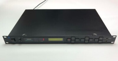 YAMAHA SPX90 Multi Effects Rack Mountable Digital Sound Processor