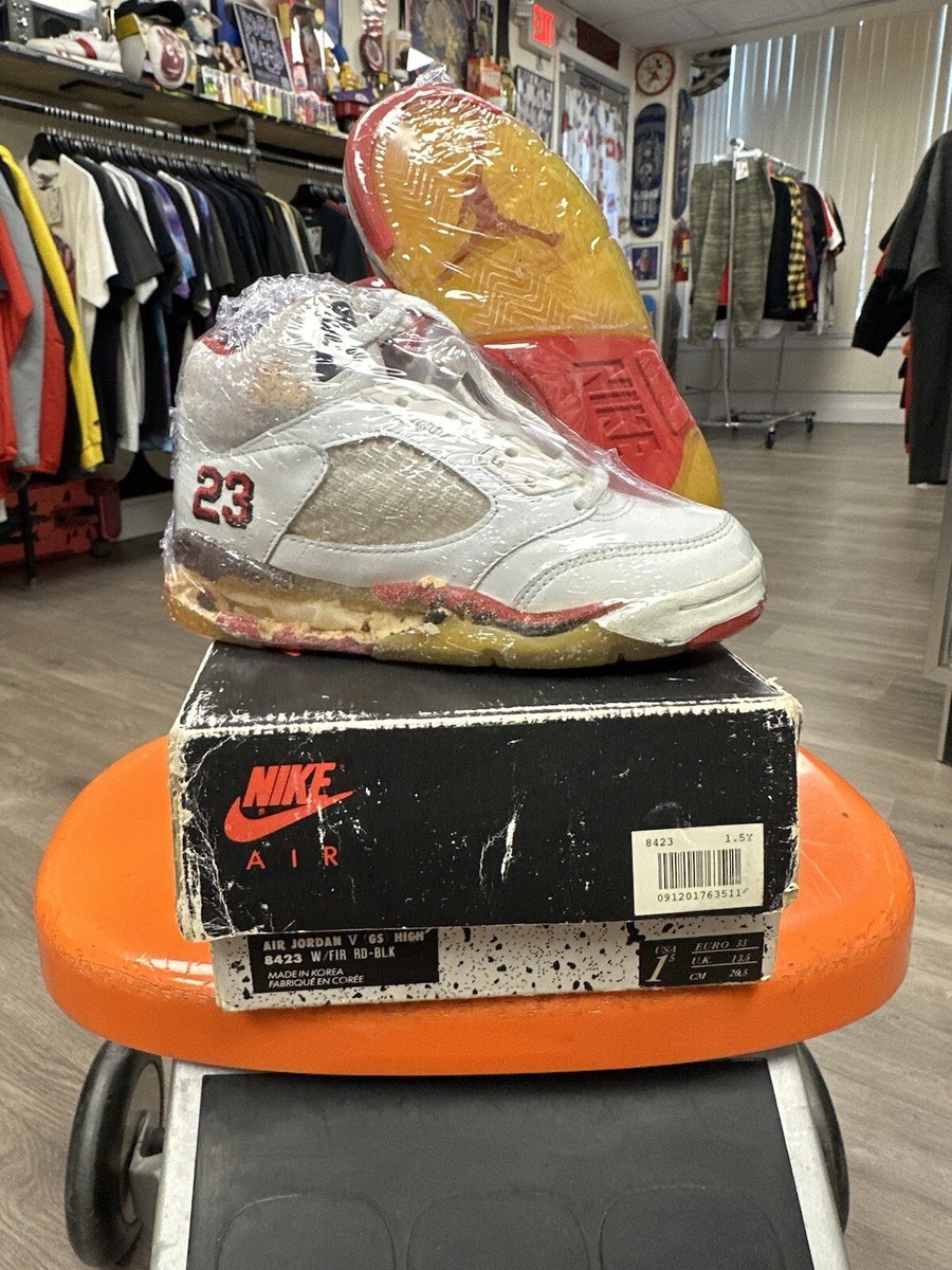Nike Air Jordan 5 V 1990 Original Fire Red White 8423 Size 1.5Y GS