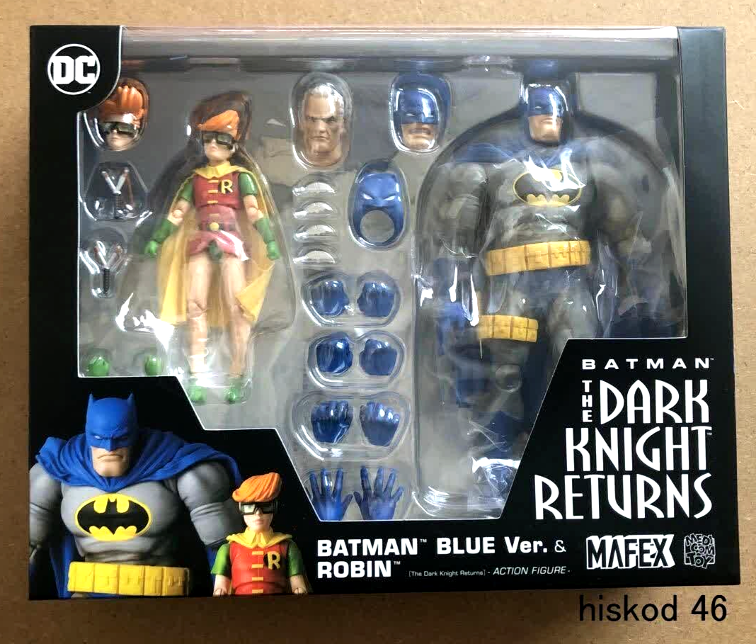 MAFEX No. 139 Batman Blue Ver & Robin Figure The Dark Knight