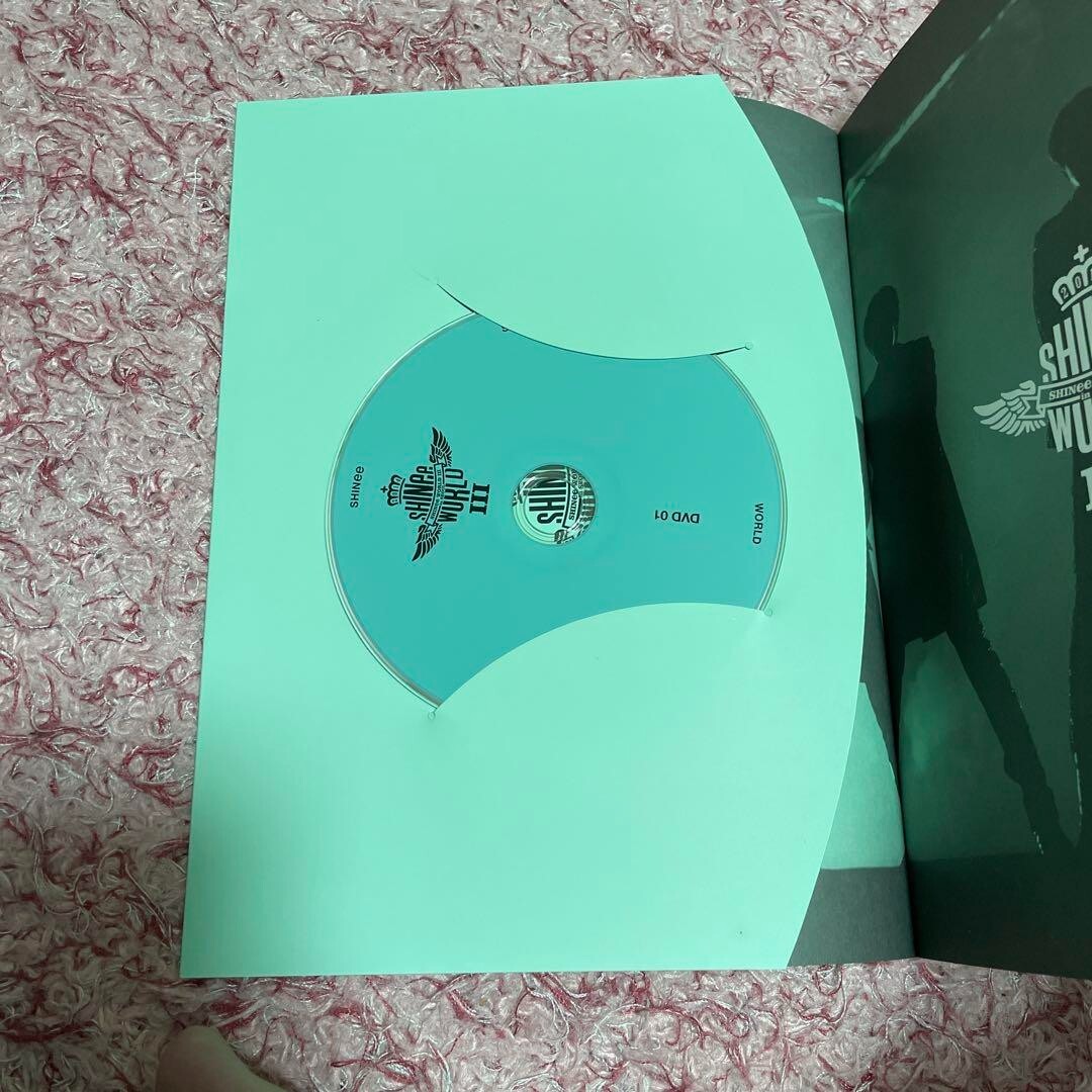 SHINee The 3rd Concert WORLD III in SEOUL DVD PhotoBook Set SM