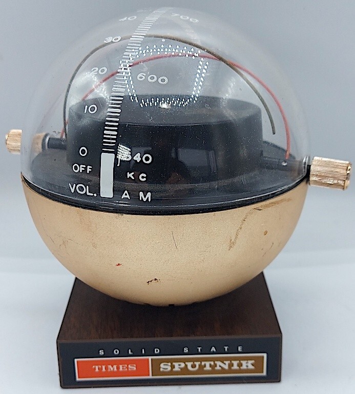 VINTAGE Sputnik space age design Times radio Panasonic Solid State
