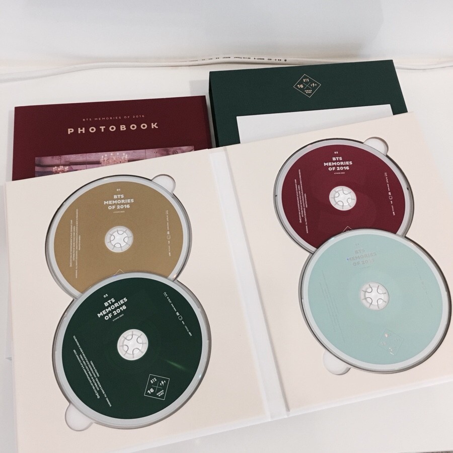 BTS BANGTAN BOYS Memories of 2016 Official DVD Photobook Set