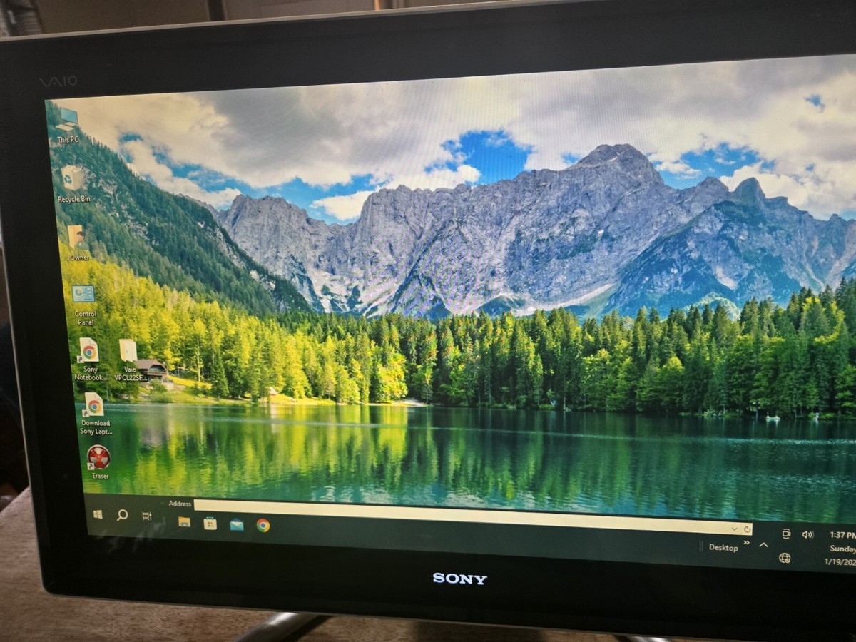 Sony VAIO PC White All-in-One 2.2ghz i7 3D Touch 1080p Blu-Ray 3TB