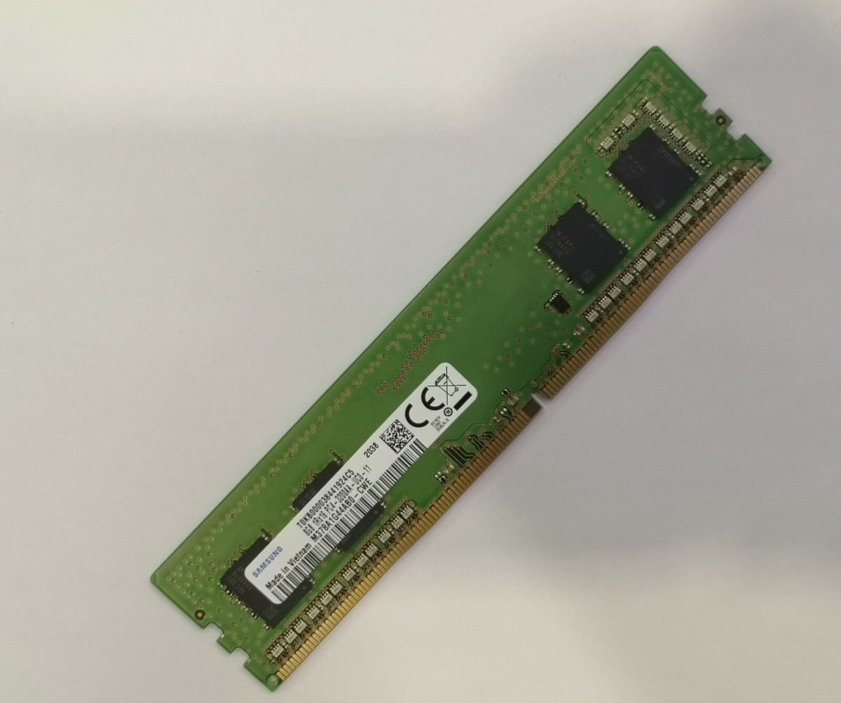 SAMSUNG 8GB DDR4 3200 Desktop DIMM RAM 1Rx16 PC4-25600