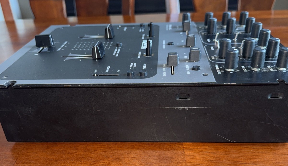 RANE TTM 56 TTM56 DJ BATTLE Mixer GREAT Condition 2 CHANNEL